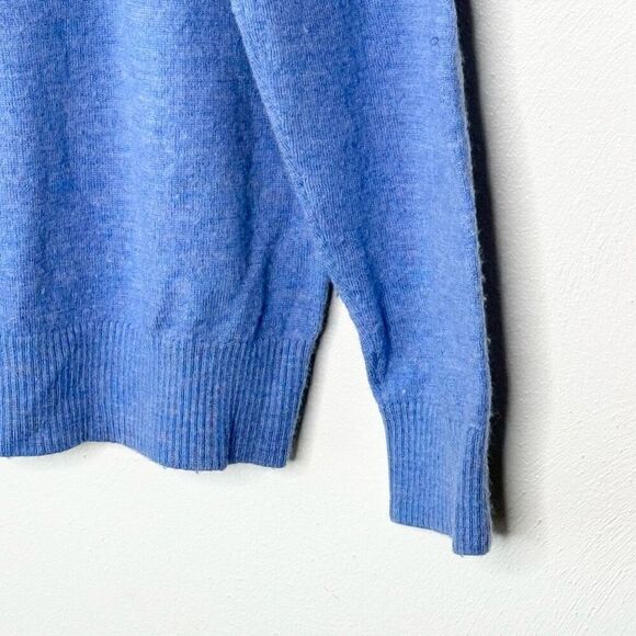 Lands’ End V-Neck Merino Wool Blue Sweater - Men’s US M - Picture 5 of 7